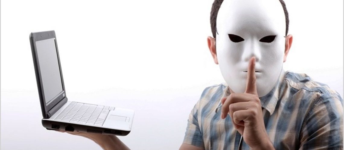 Falsi Profili Social Media